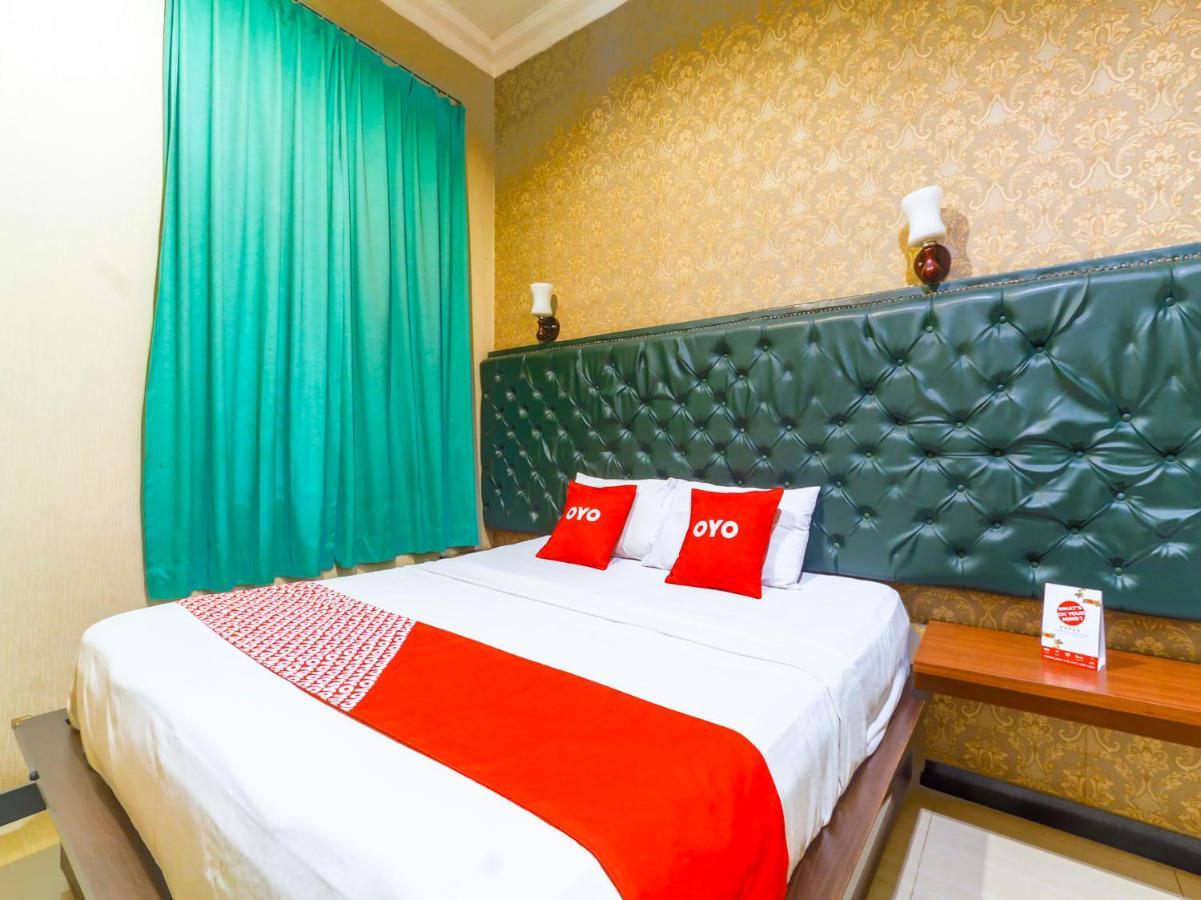 Oyo 90788 Nillo Hotel Kebumen Exterior foto